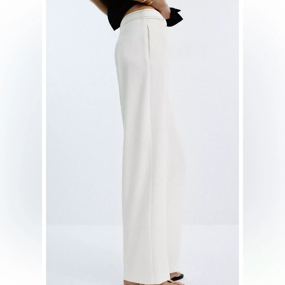 Zara NWT white pants with gold button appliqué detail